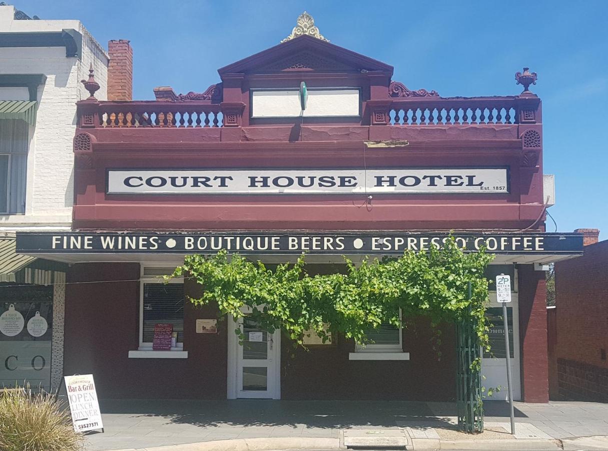 Courthouse Hotel アララト エクステリア 写真