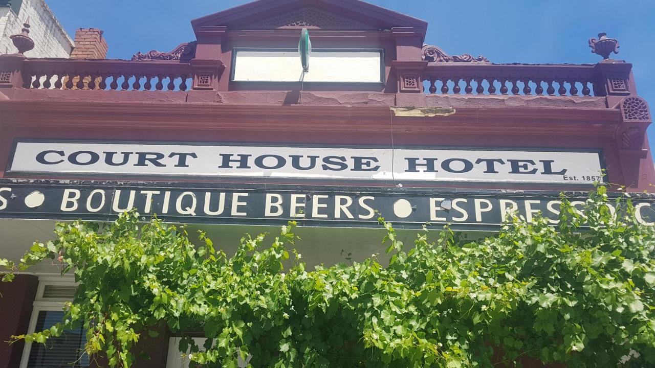 Courthouse Hotel アララト エクステリア 写真
